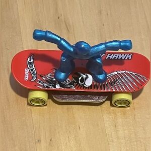 Tony Hawk Hot Wheels Skate Skateboard toy Mattel